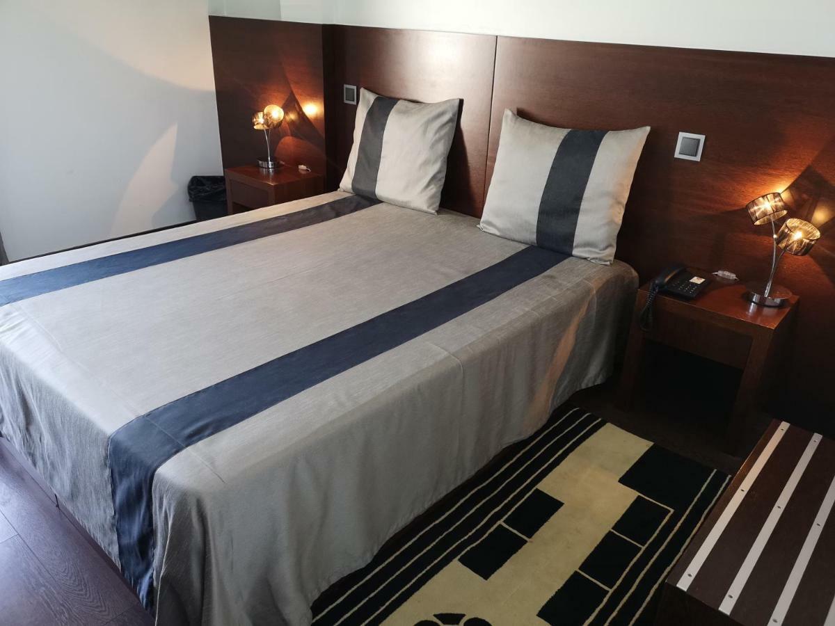 Hotel Portas De Santa Rita Ermesinde Kültér fotó
